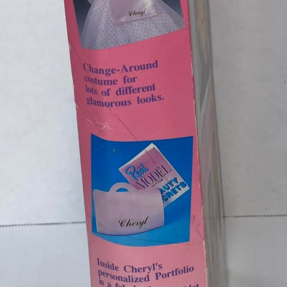 Vintage 1989 Matchbox the Real Model Collection Cheryl Tiegs Doll New In box . - Picture 7 of 10
